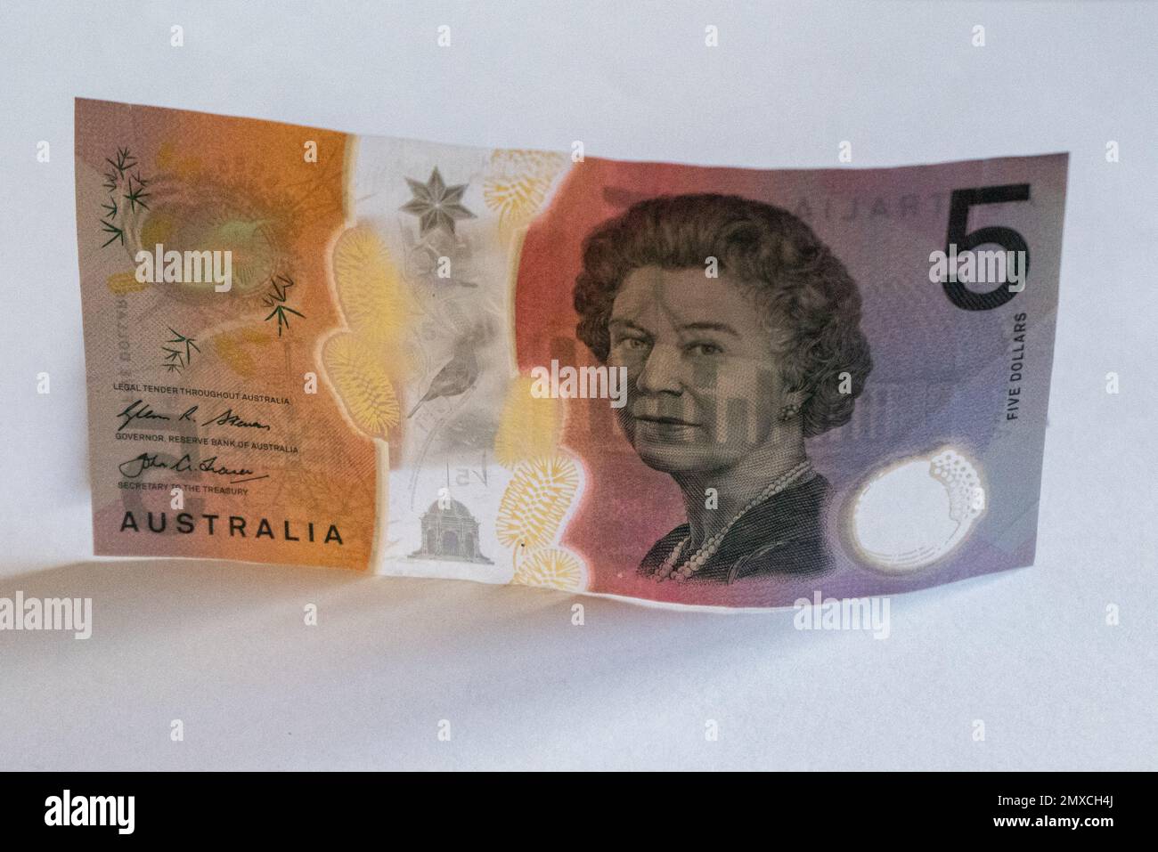 Australia will replace Queen Elizabeth's image on 5-dollar banknote