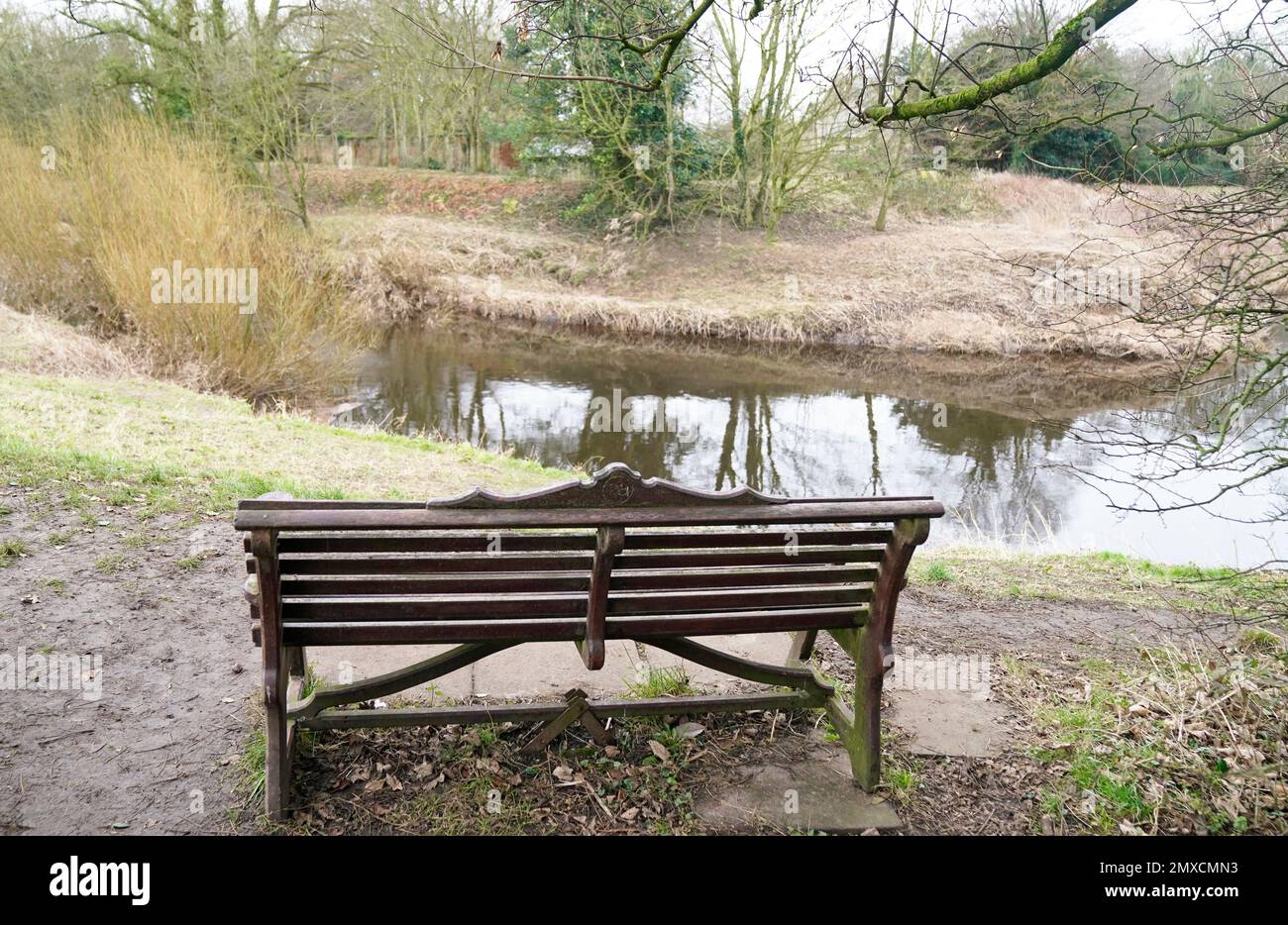 The bench where Nicola Bulley's phone was found, on the banks of the River Wyre, in St Michael's on Wyre, Lancashire, as police continue their search for the missing woman, who was last seen on the morning of Friday January 27, when she was spotted walking her dog on a footpath by the nearby River Wyre. Picture date: Friday February 3, 2023. Stock Photo