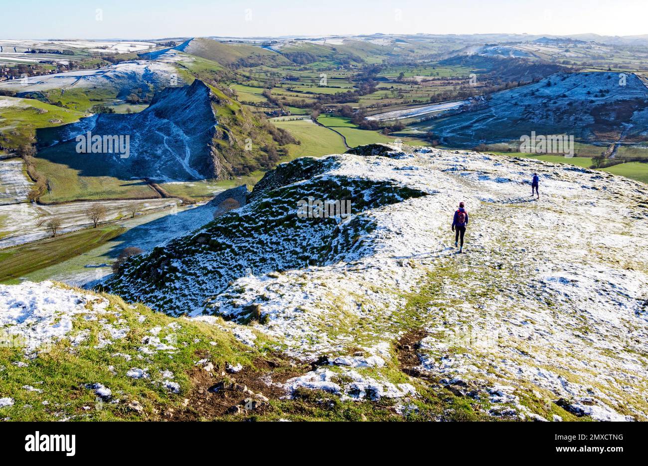 Walking down Chrome Hill along the Dragon's Back ridge towards the ...