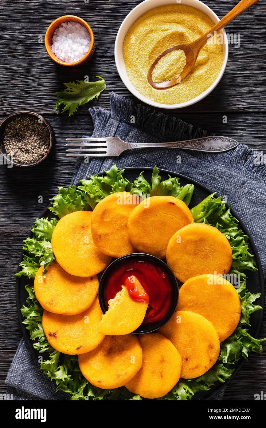 Corn dodgers hi-res stock photography and images - Alamy