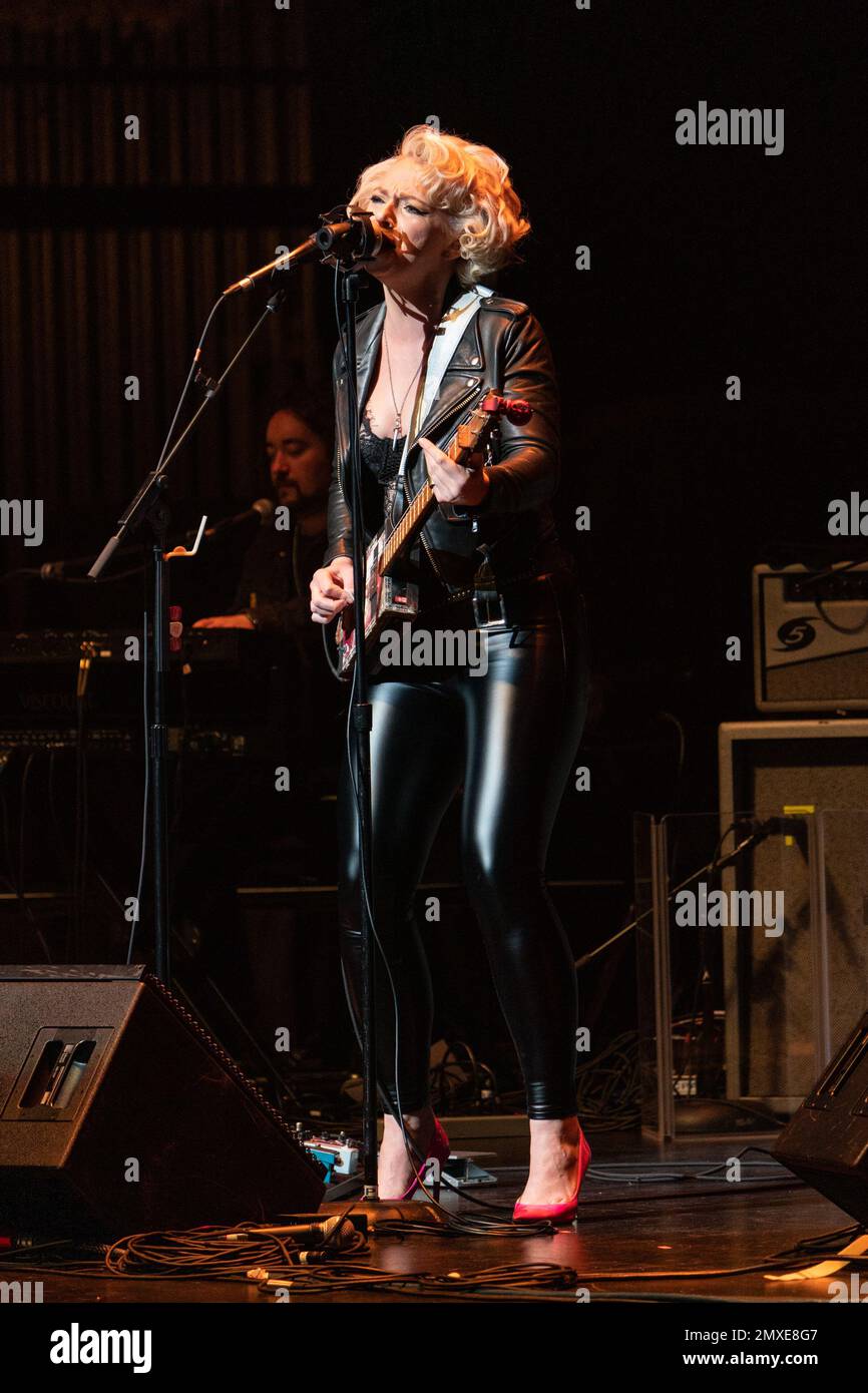 Samantha fish concert hires stock photography and images Alamy