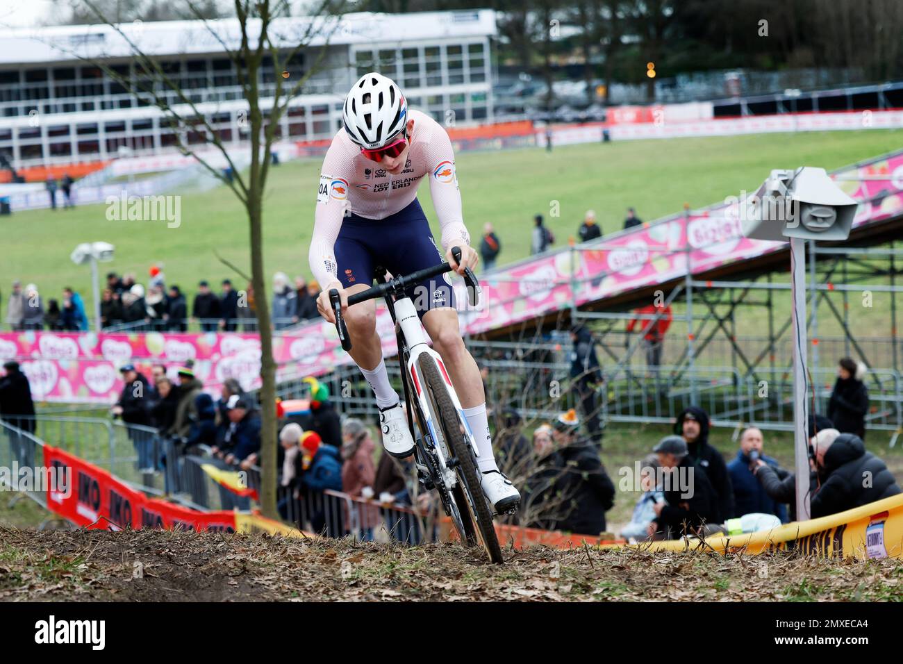 HOOGERHEIDE - Tibor Del Grosso in action during the team relay part of the Cyclocross World Championships