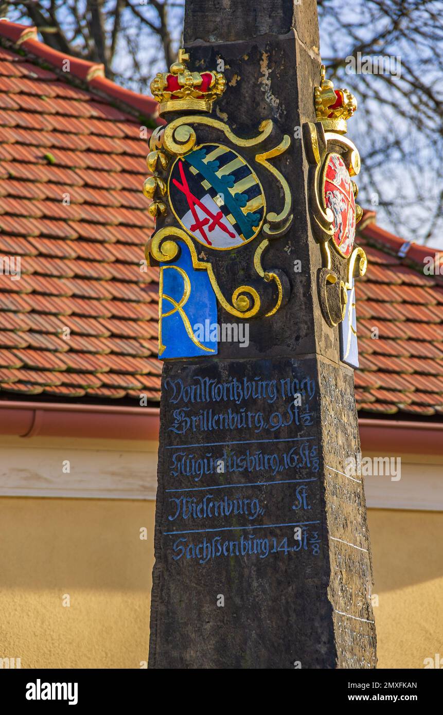 Standing Shield. Culture: German, Erfurt. Dimensions: H., 69 1/2