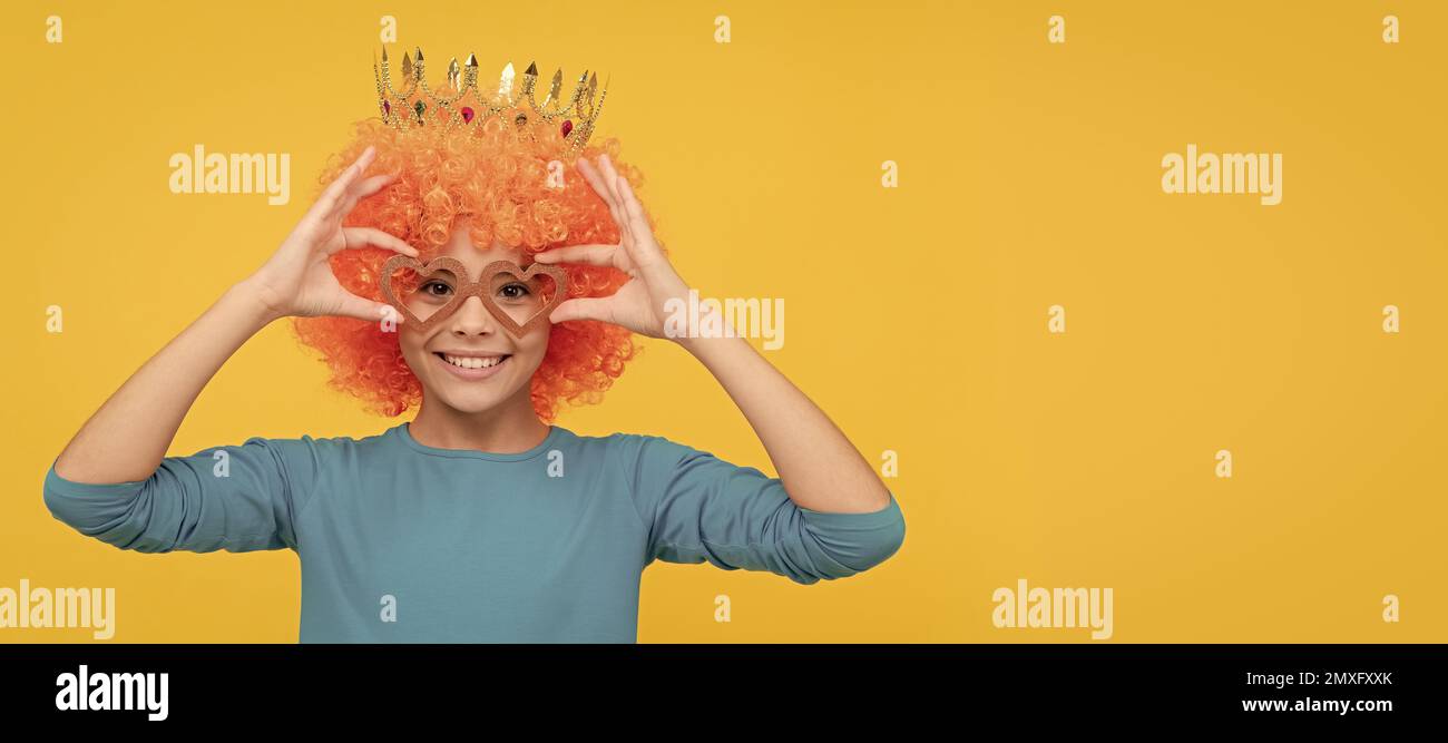 Girl child beauty contest hi-res stock photography and images - Alamy
