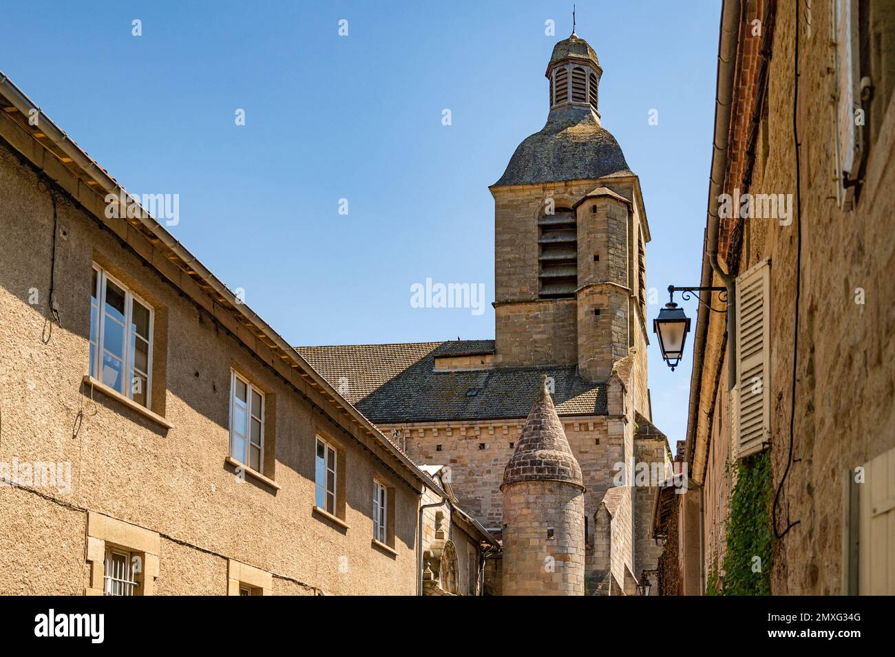 The tower of the church église Notre-Dame du Puy in Figeac, southern France Stock Photo