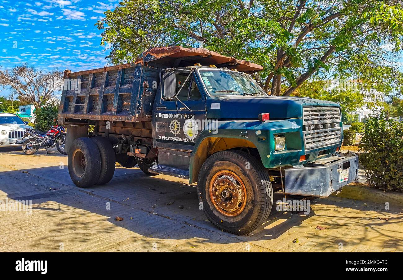 Puerto Escondido Oaxaca Mexico 27. January 2023 Various Mexican dump