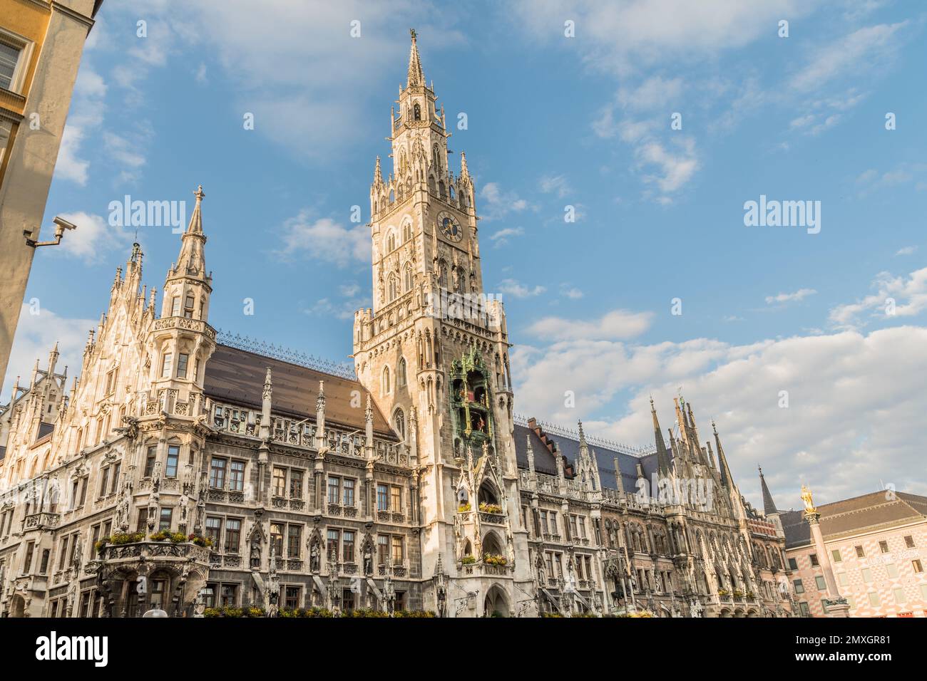 The Neue Rathaus (New Town Hall) is a magnificent neo-gothic building in Munich. Marienplatz is a central square in the city centre of Munich, Germany Stock Photo
