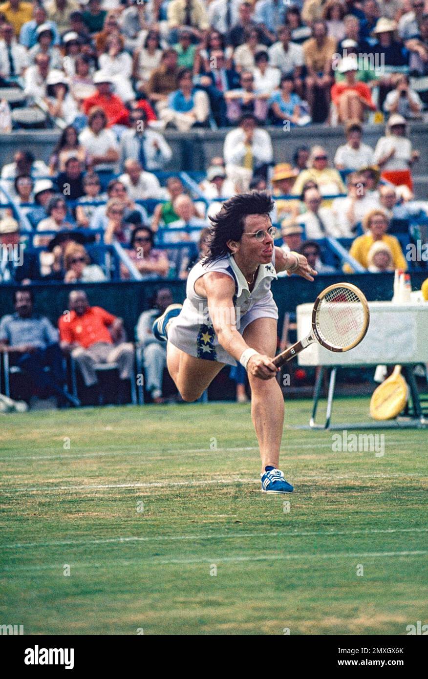 Billy Jean King (USA) competing in the 1975 US Open Tennis Stock Photo