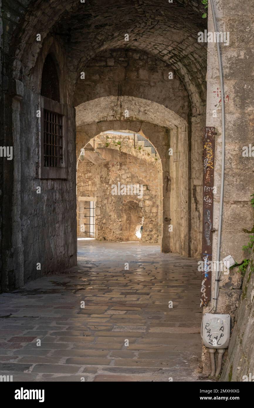 Gurdic gate kotor hi-res stock photography and images - Alamy
