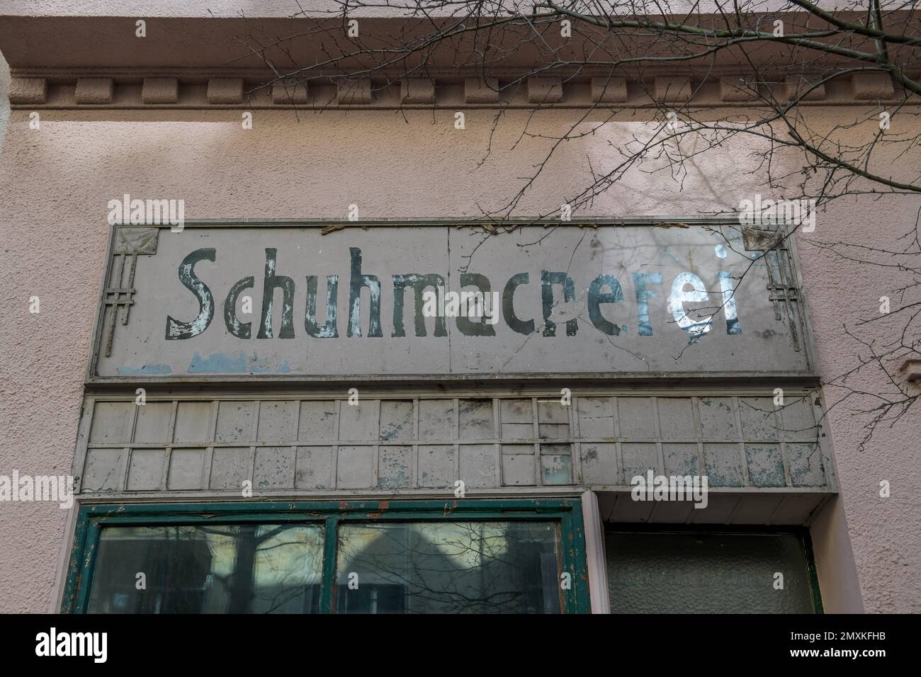Old sign Schuhmacherei, Bachestraße, Friedenau, Schöneberg, Berlin, Germany, Europe Stock Photo