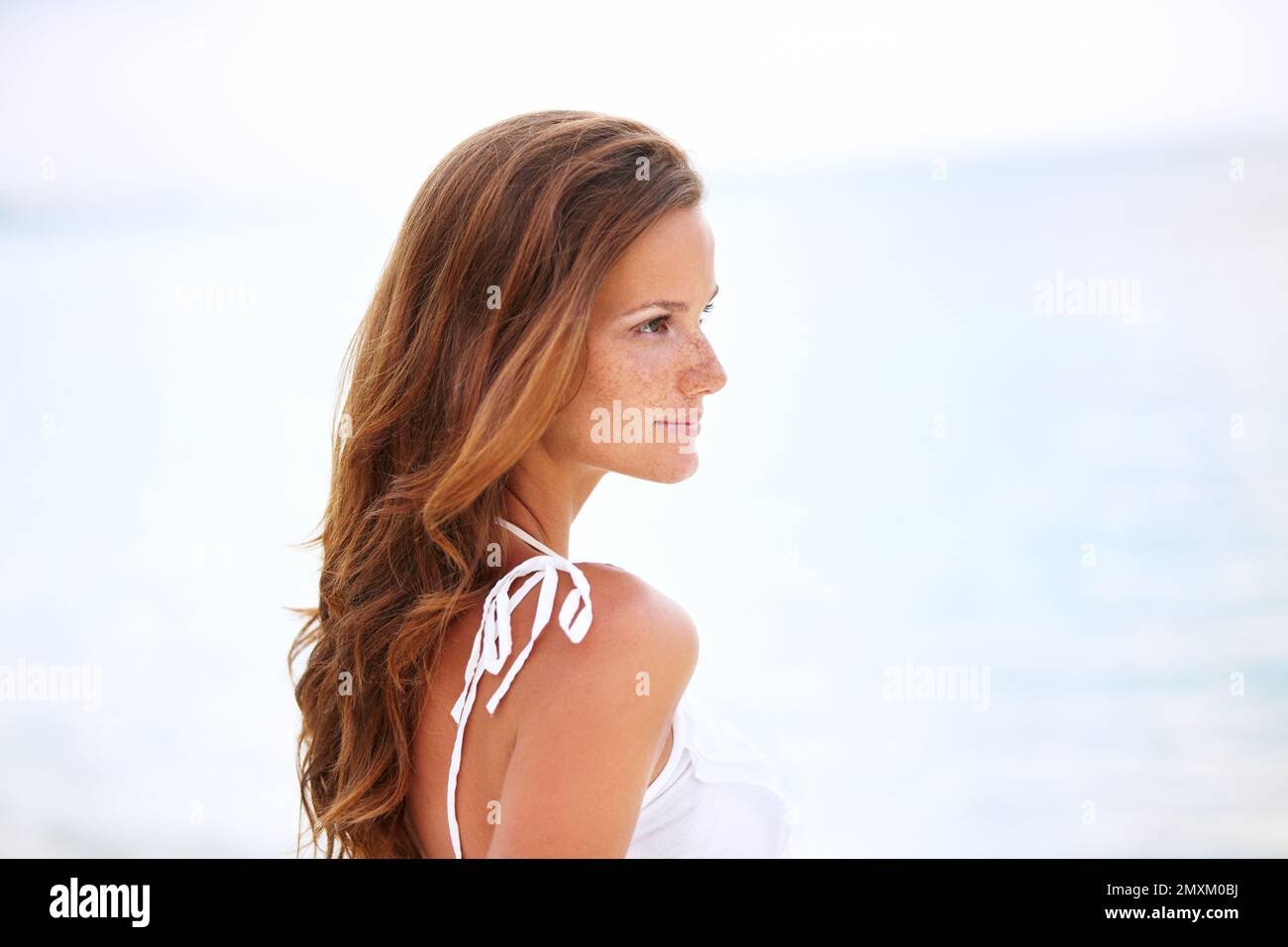 Women gaze hi-res stock photography and images - Page 8 - Alamy