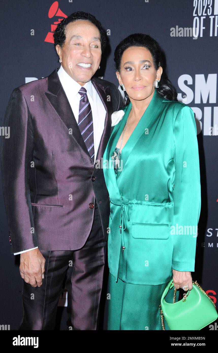 Los Angeles, CA. 3rd Feb, 2023. Smokey Robinson, Frances Glandney at arrivals for MusiCares' Annual 2023 Persons of the Year Gala, Los Angeles Convention Center, Los Angeles, CA February 3, 2023. Credit: Elizabeth Goodenough/Everett Collection/Alamy Live News Stock Photo