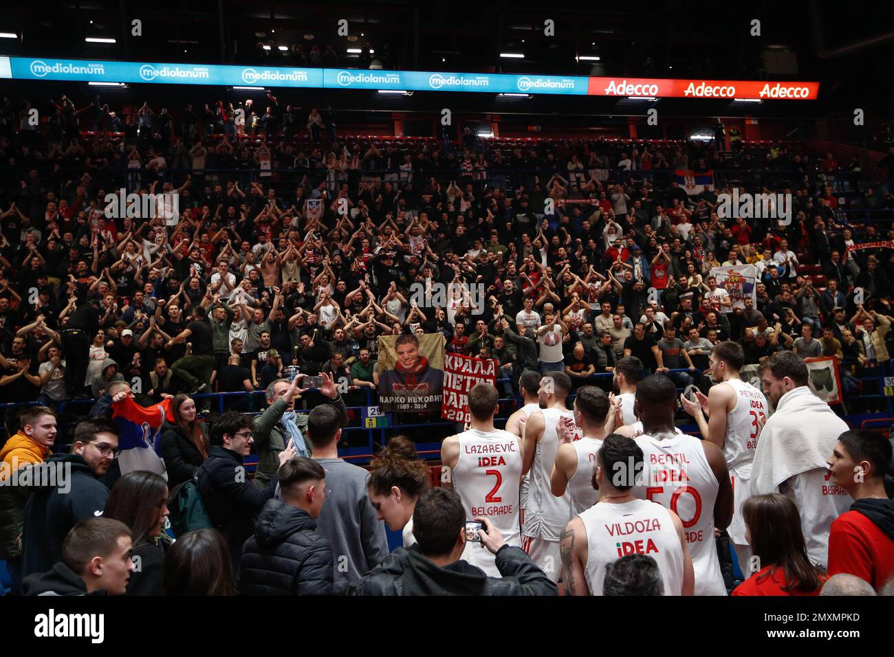 Crvena Zvezda fans with the loudest pre-game ceremony ever? 