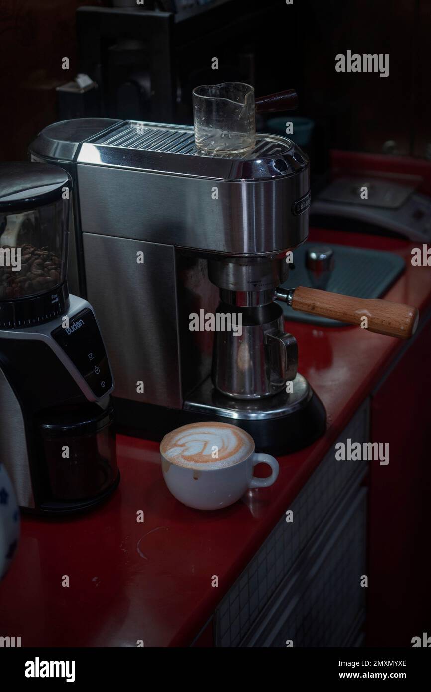 Coffee making espresso machine Stock Photo Alamy