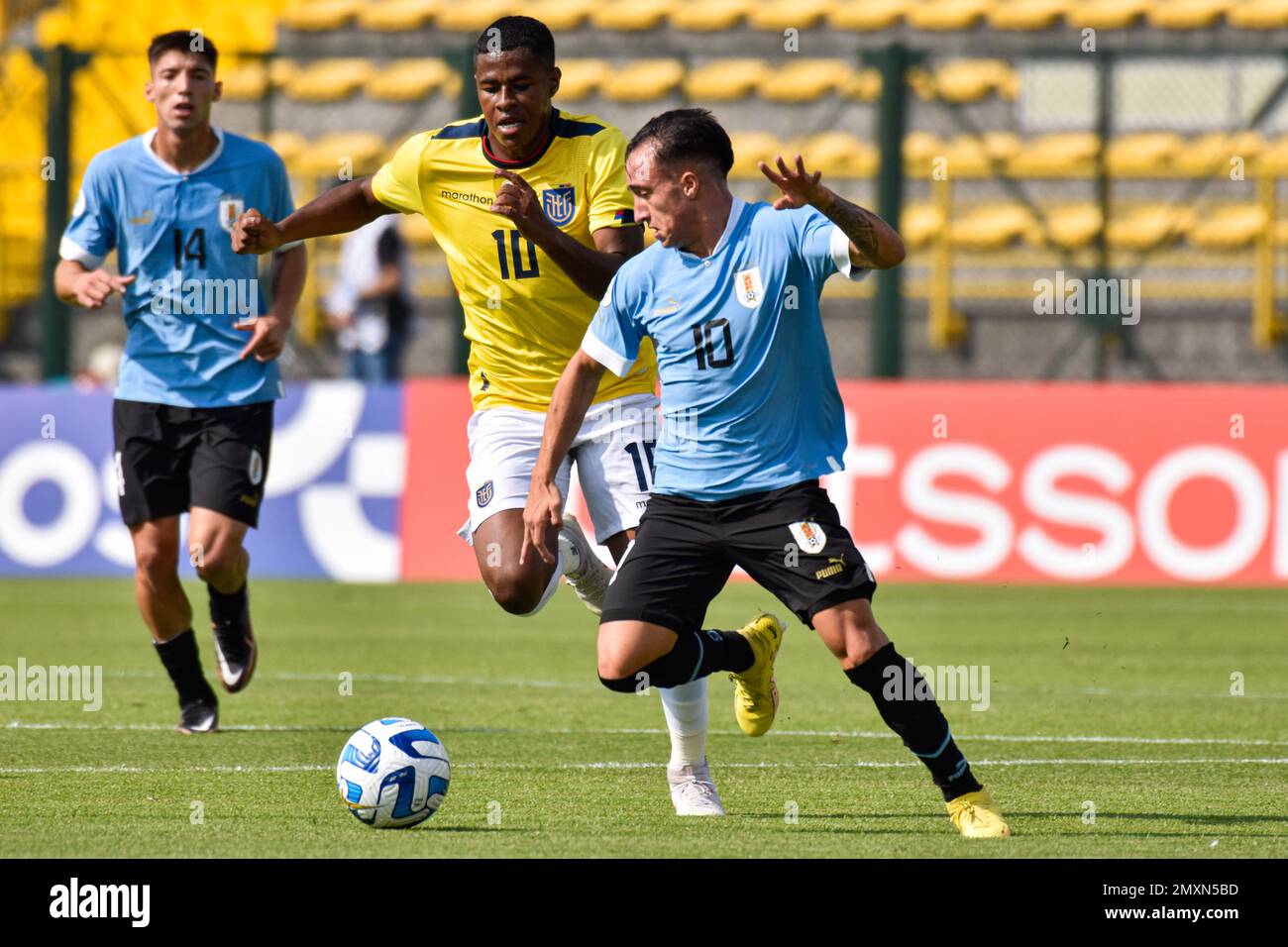 Patrickson Bogota, Colombia. 03rd Feb, 2023. Uruguay's Franco Gonzalez and Ecuador ...