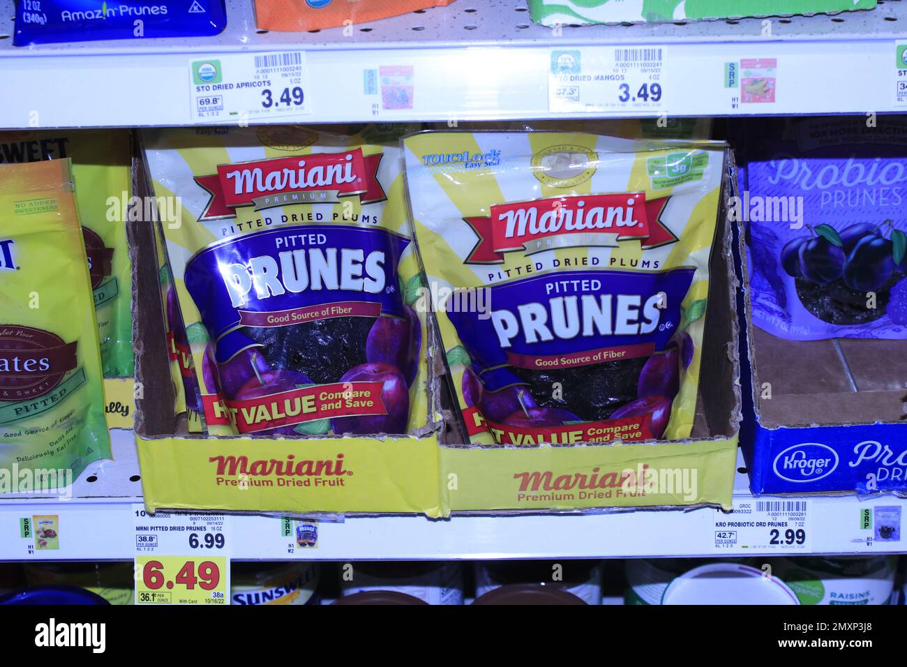 Bags of fruit hires stock photography and images Alamy