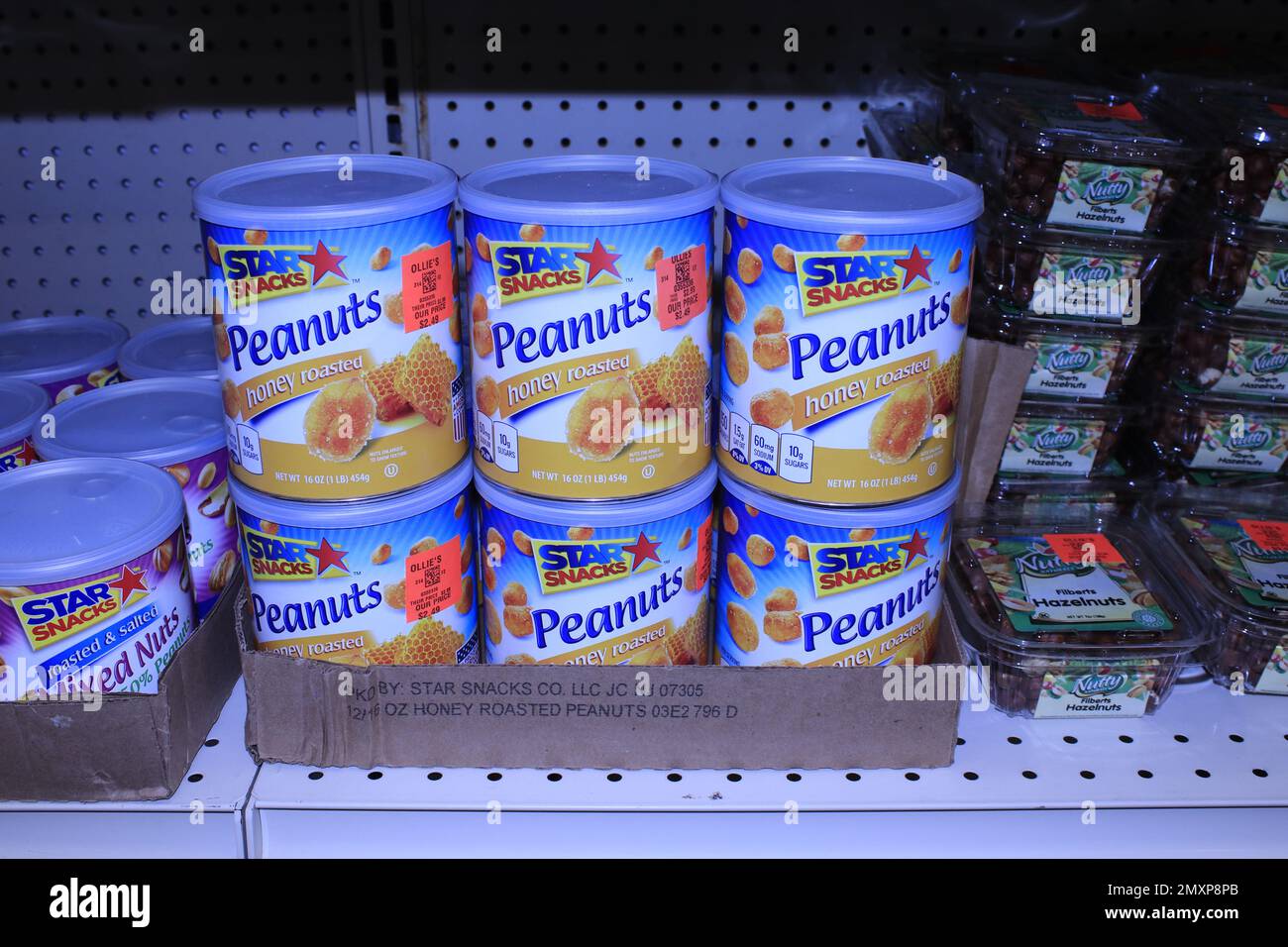 STAR SNACKS Honey Roasted Peanuts shot closeup on a shelf Stock Photo Alamy