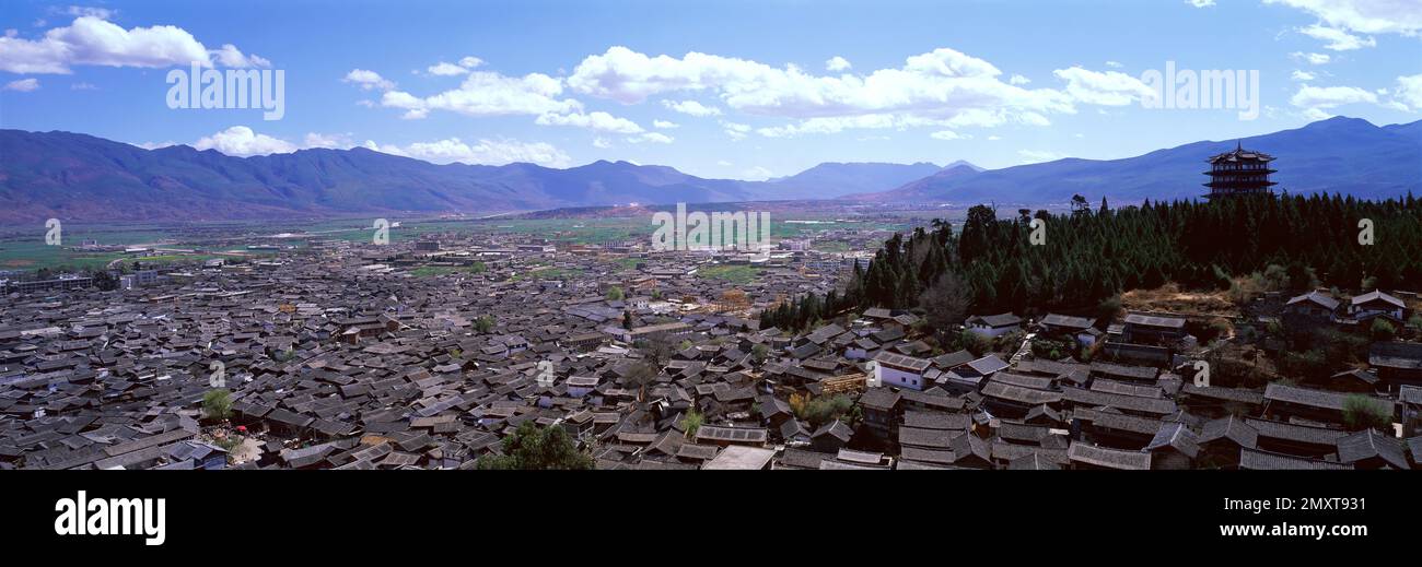 Lijiang landscapes hi-res stock photography and images - Alamy