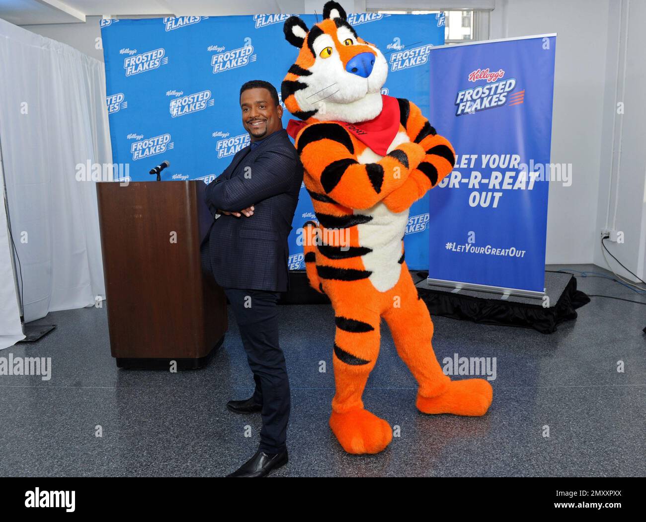 IMAGE DISTRIBUTED FOR KELLOGG'S FROSTED FLAKES - Tony the Tiger – the first  mascot to flip a coin at the Tony the Tiger Sun Bowl – with Florida State  and Arizona State
