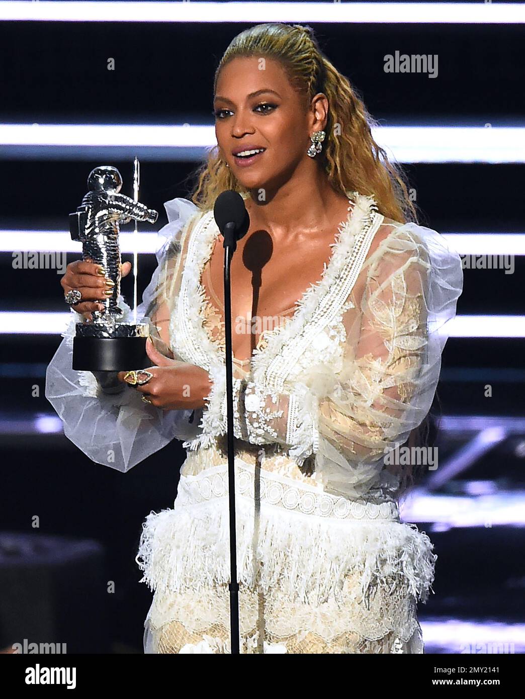 Beyonce accepts the award for Video of the Year for “Lemonade” at the ...