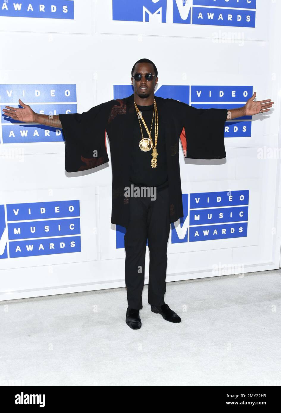 Sean 'Diddy' Combs arrives at the MTV Video Music Awards at Madison