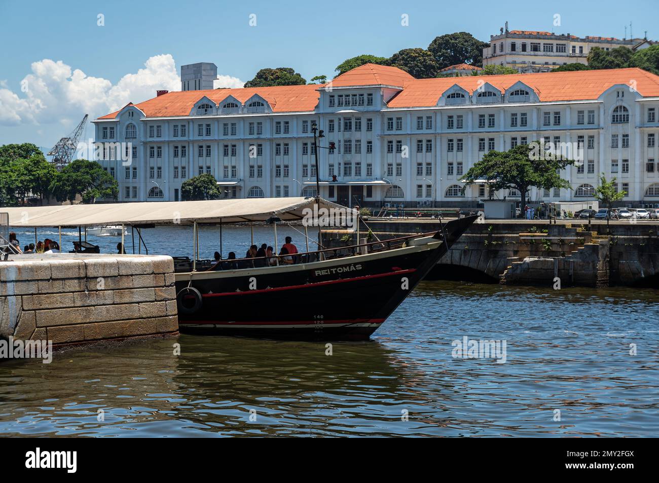 Rei tomas vessel hi-res stock photography and images - Alamy