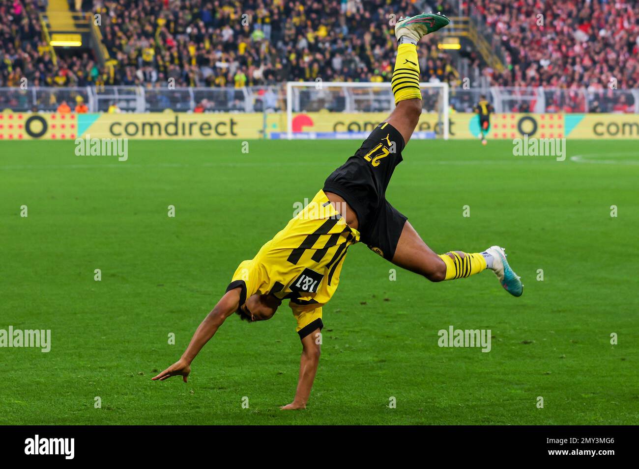Adeyemi Running DORTMUND, GERMANY - FEBRUARY 4: Karim Adeyemi of Borussia Dortmund is ...
