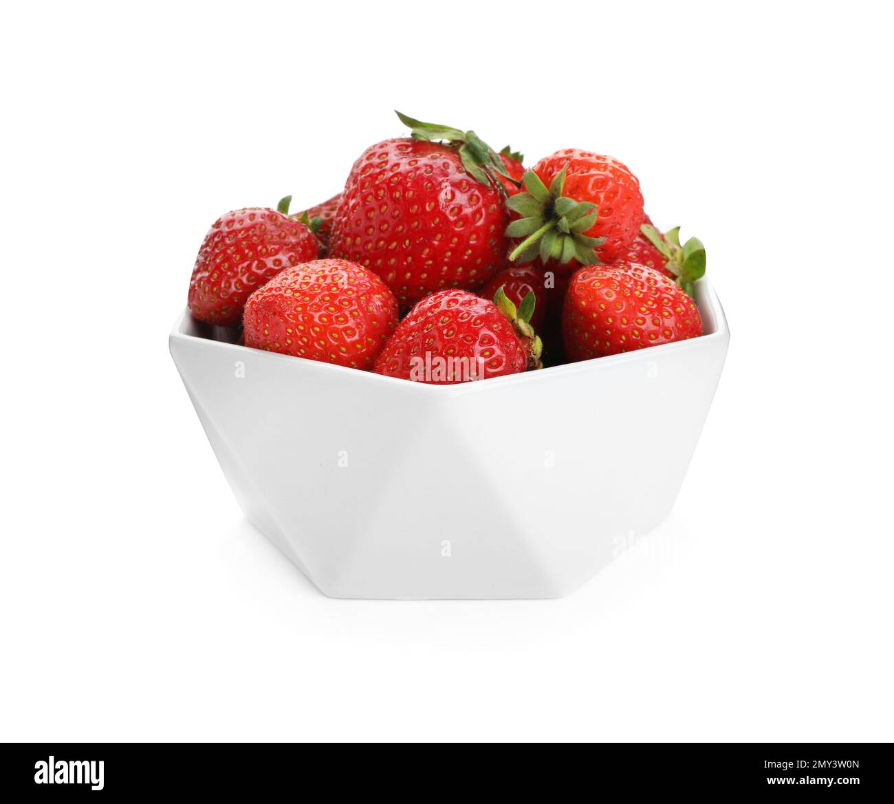 Ripe strawberries in bowl hi-res stock photography and images - Alamy