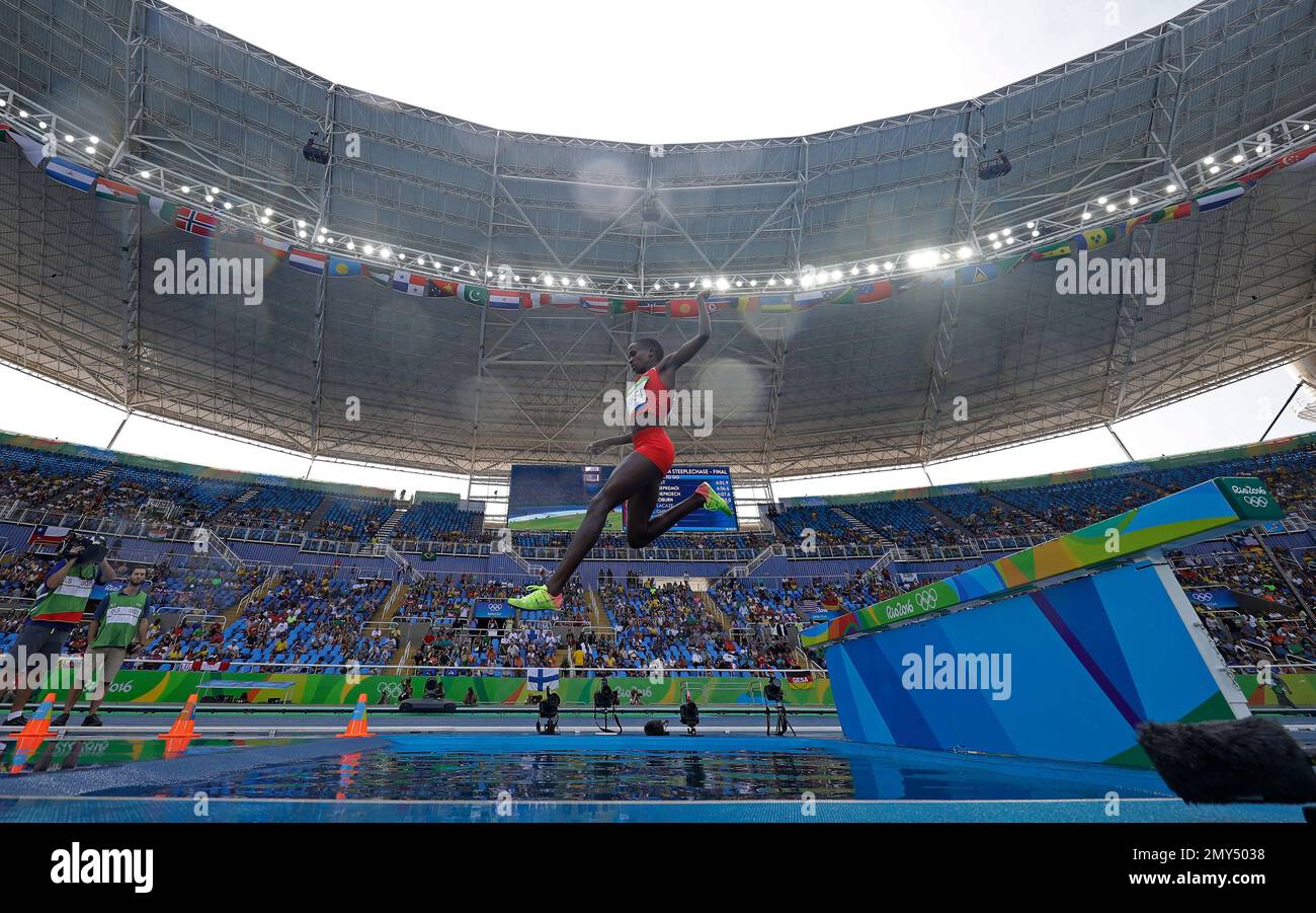 Bahrain's Gold Medal Winner Ruth Jebet Competes In The Women's 3000 ...