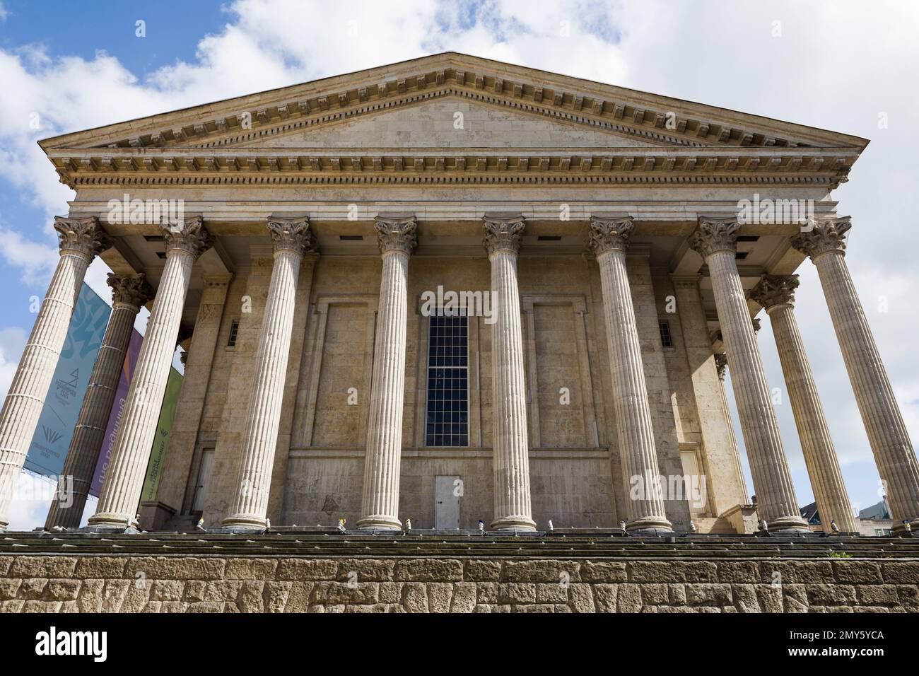 Birmingham Town Hall, UK, a neoclassical Corinthian temple, designed by Joseph Hansom and Edward Welch, 1832-34. Stock Photo