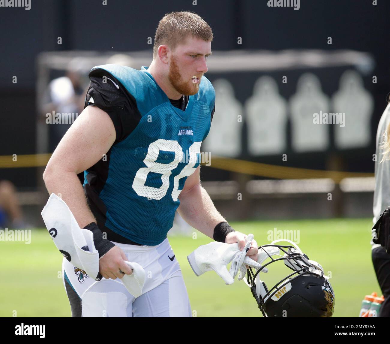Jacksonville Jaguars tight end Braedon Bowman (86) runs on the field