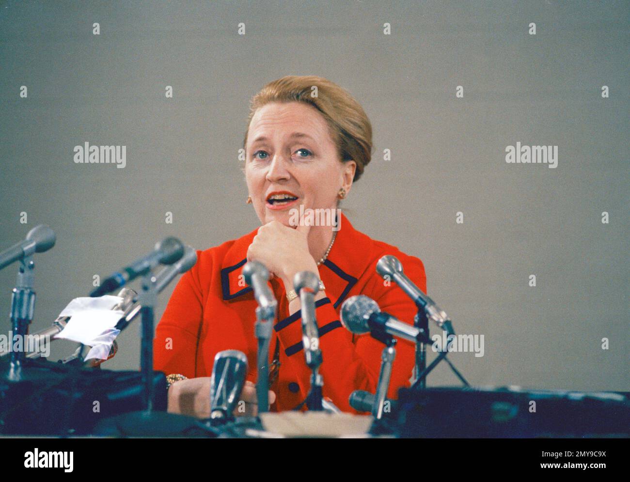 Marget Ruman Margaret Truman Daniels, speaks to the press in Kansas City, Mo., where ...
