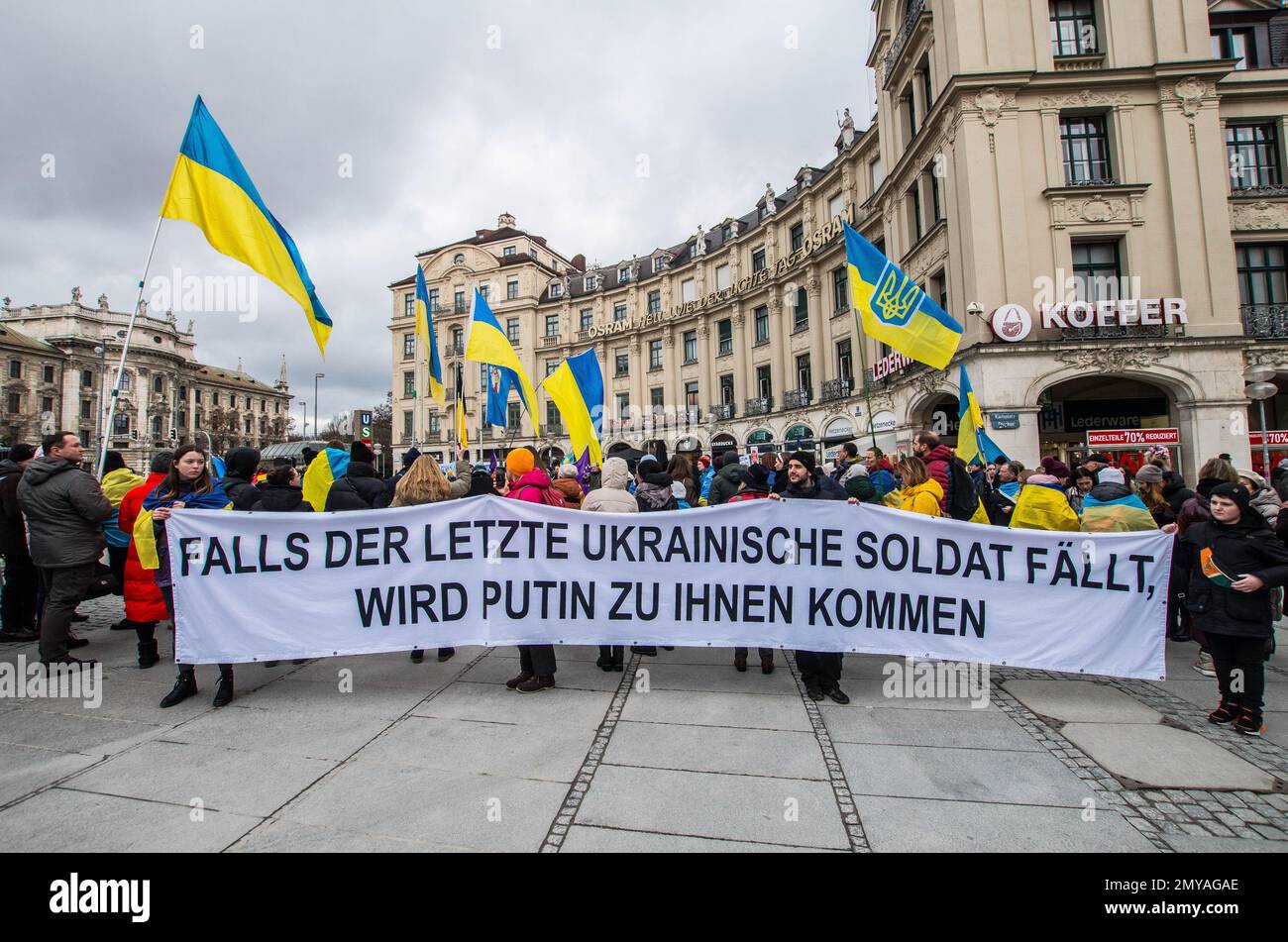Munich, Bavaria, Germany. 4th Feb, 2023. Ukrainians and Germans thank the  allies for sending tanks to Ukraine under the motto of ''Tanke Schoen''  (Thank You). After months of the so-called ''Scholzing'' by