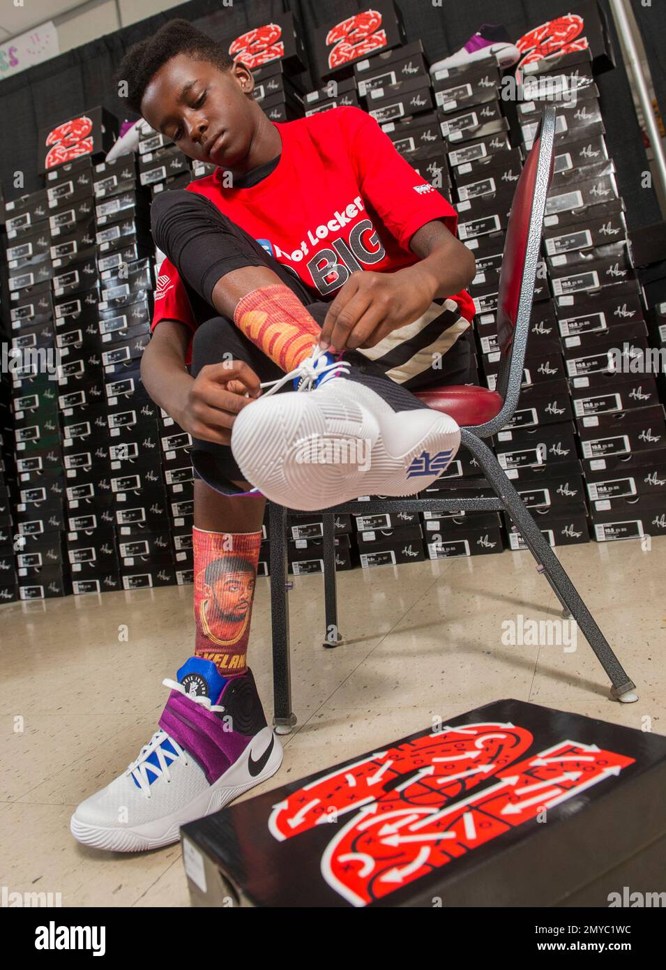 kids foot locker girls