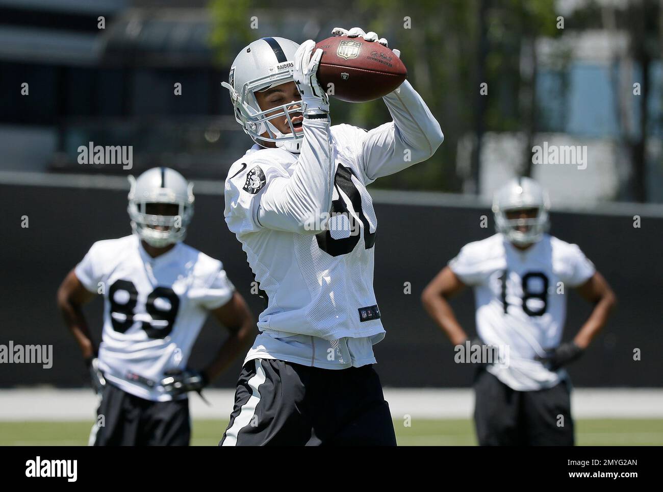 Oakland Raiders wide receiver Amari Cooper (89) during an NFL preseason  football game against the Arizona Cardinals, Friday, Aug. 12, 2016, in  Glendale, Ariz. (AP Photo/Rick Scuteri Stock Photo - Alamy