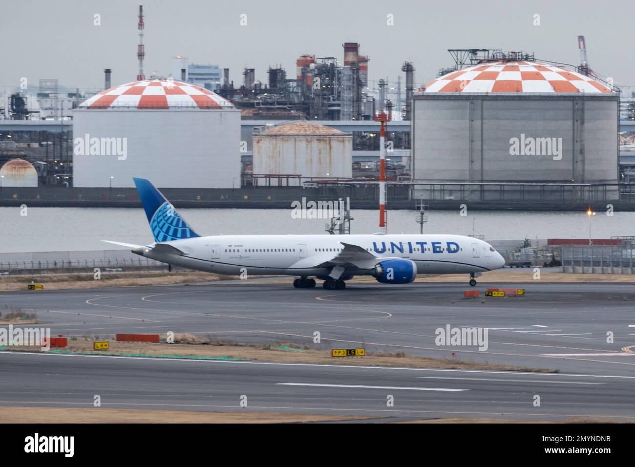 Tokyo, Japan. 2nd Feb, 2023. United Airlines Boeing 7879 Dreamliner (N28987) taxing to the