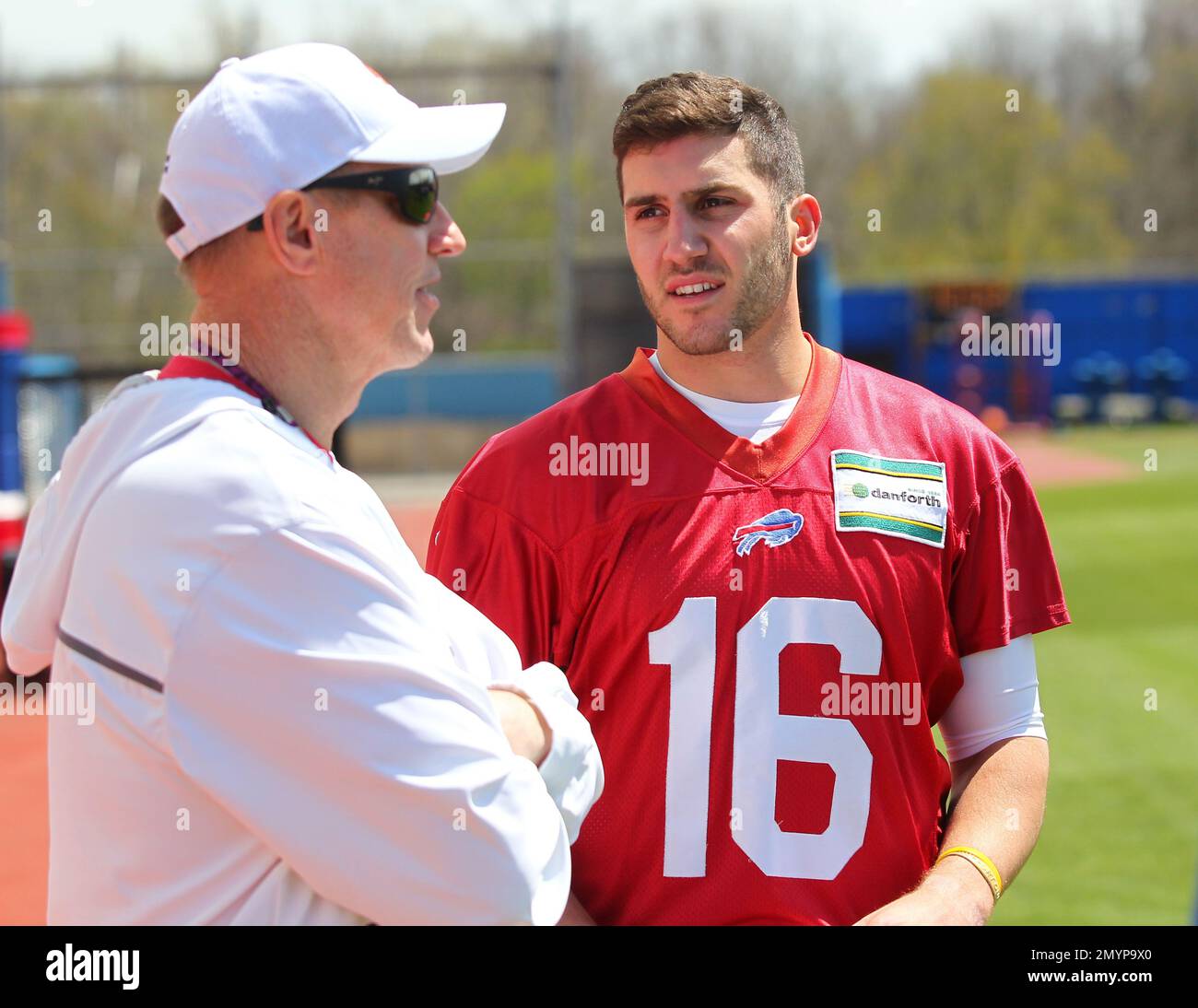 Jim Kelly of the Buffalo Bills Stock Photo - Alamy