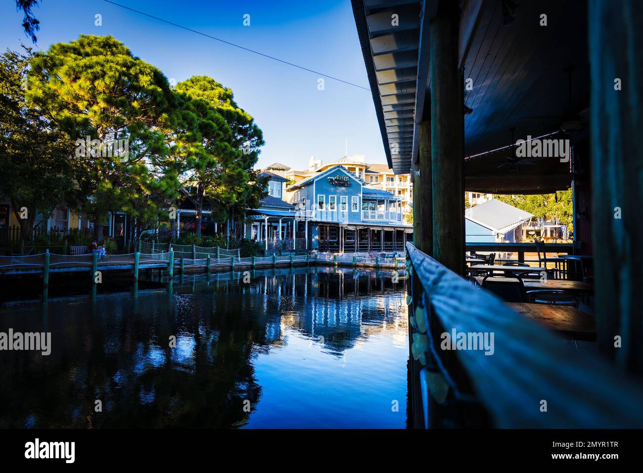 Relaxing Scenery of Village of Baytowne Wharf Stock Photo - Alamy