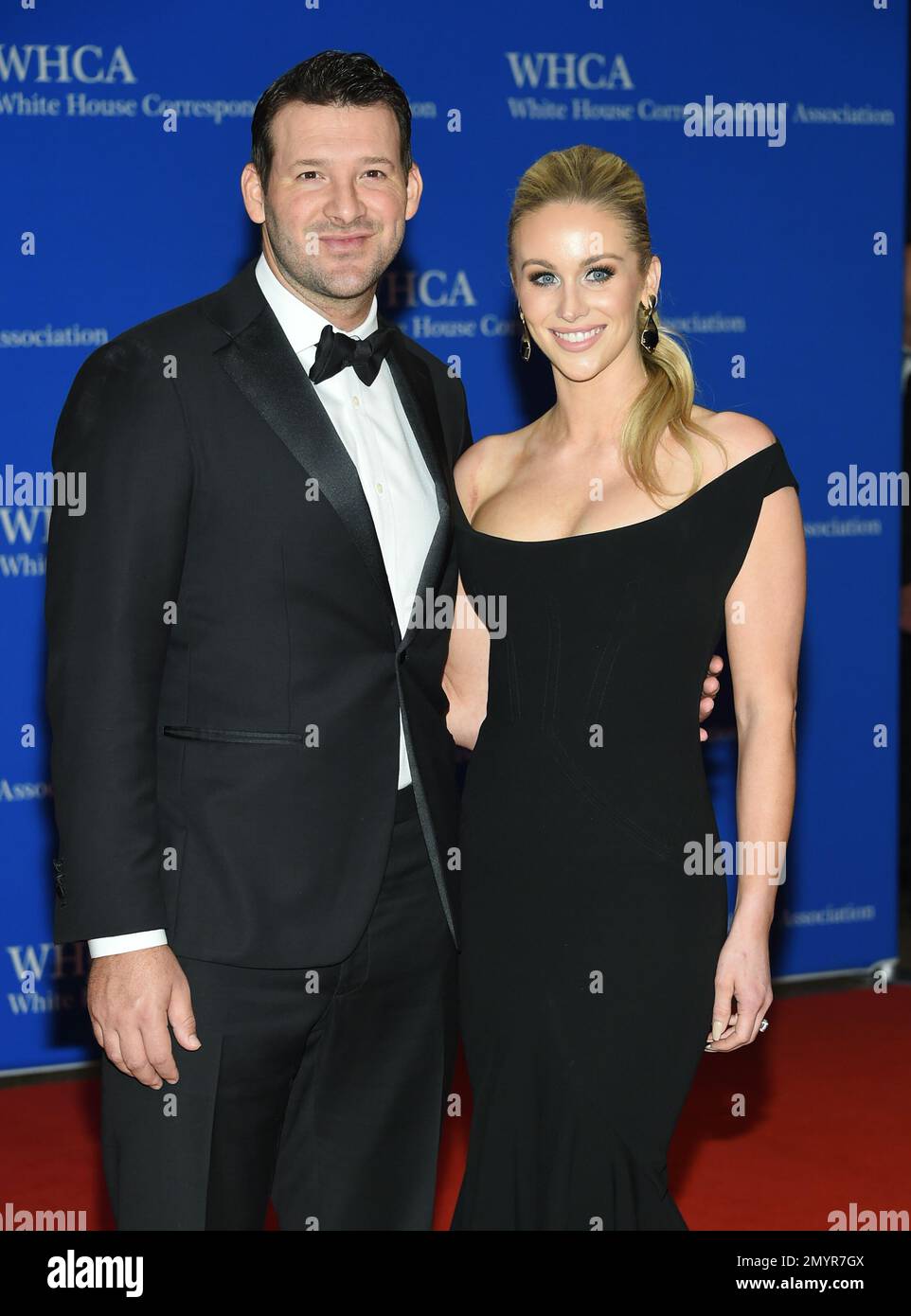 Tony Romo and wife Candice Crawford attend the White House
