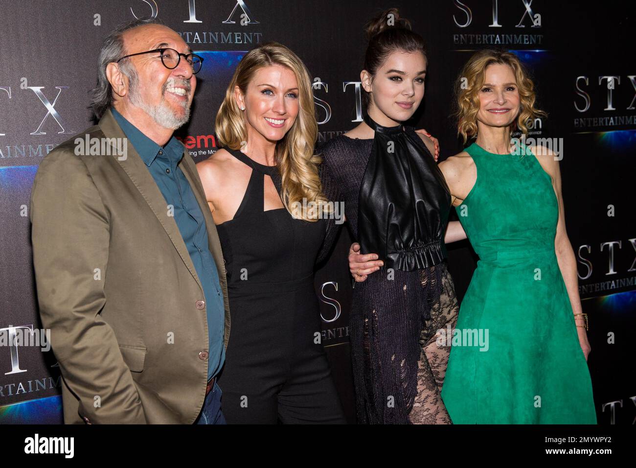 James L. Brooks (Left) Kelly Fremon Craig, Hailee Stienfeld, and Kyra