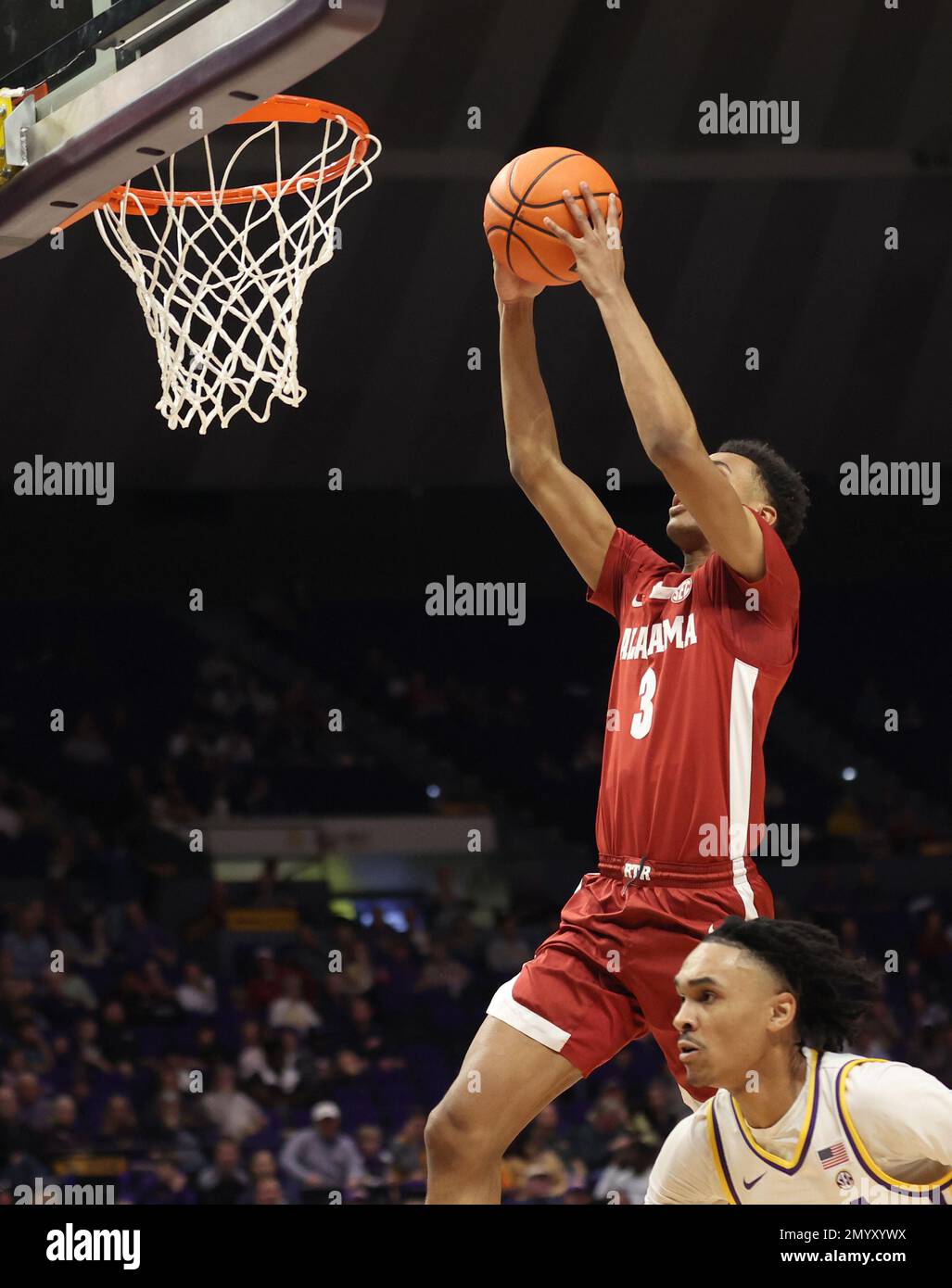 Baton Rouge, USA. 04th Feb, 2023. Alabama Crimson Tide guard Rylan Griffen (3) throws down a breakaway dunk during a men's college basketball game at the Pete Maravich Assembly Center in Baton Rouge, Louisiana on Saturday, February 4, 2023. (Photo by Peter G. Forest/Sipa USA) Credit: Sipa USA/Alamy Live News Stock Photo