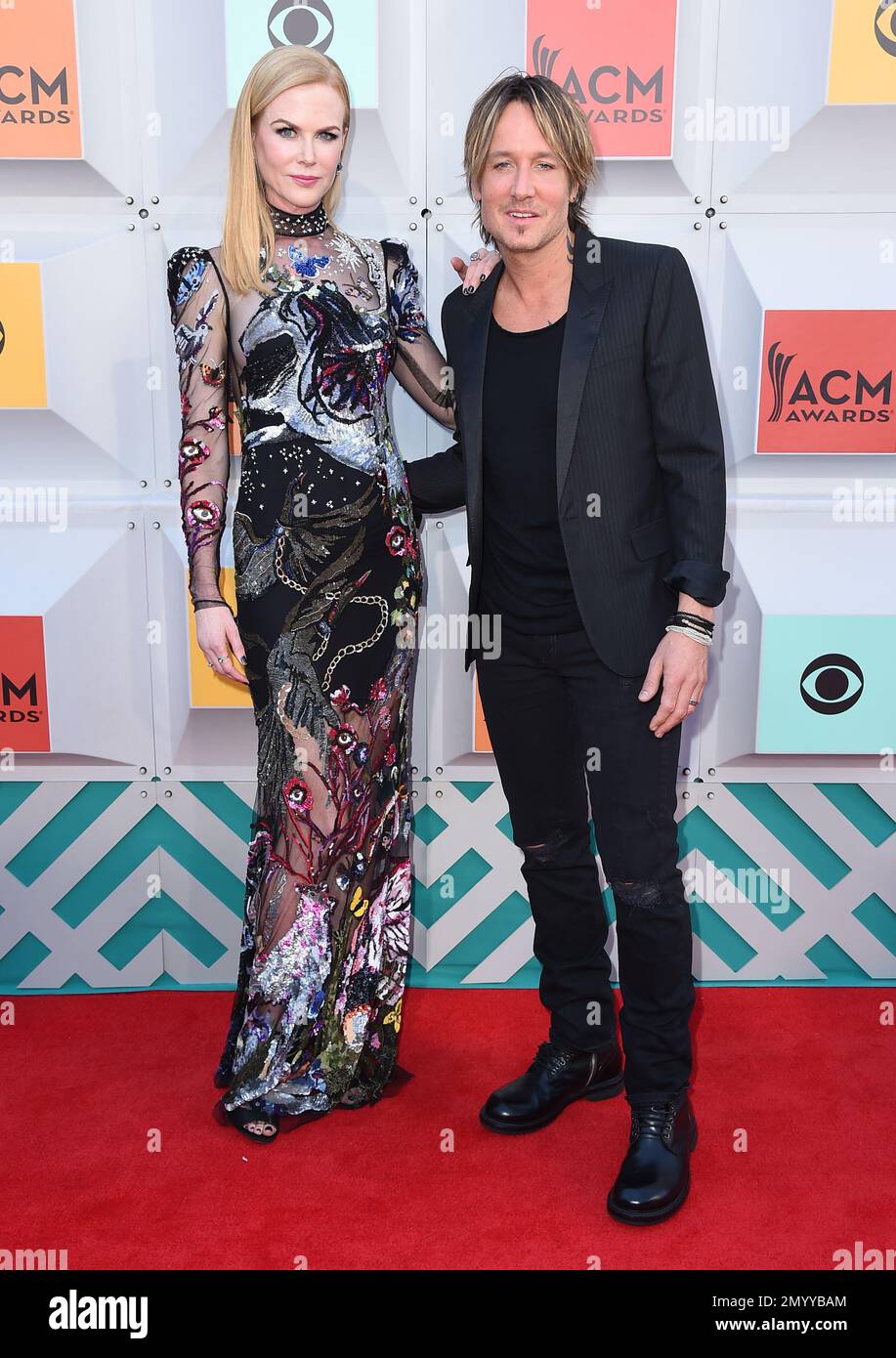 Nicole Kidman, left, and Keith Urban arrive at the 51st annual Academy