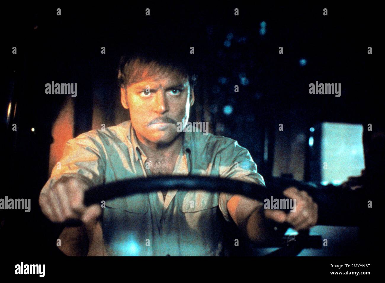 STACY KEACH in ROADGAMES (1981), directed by RICHARD FRANKLIN. Credit: ESSANESS PICTURES / Album Stock Photo
