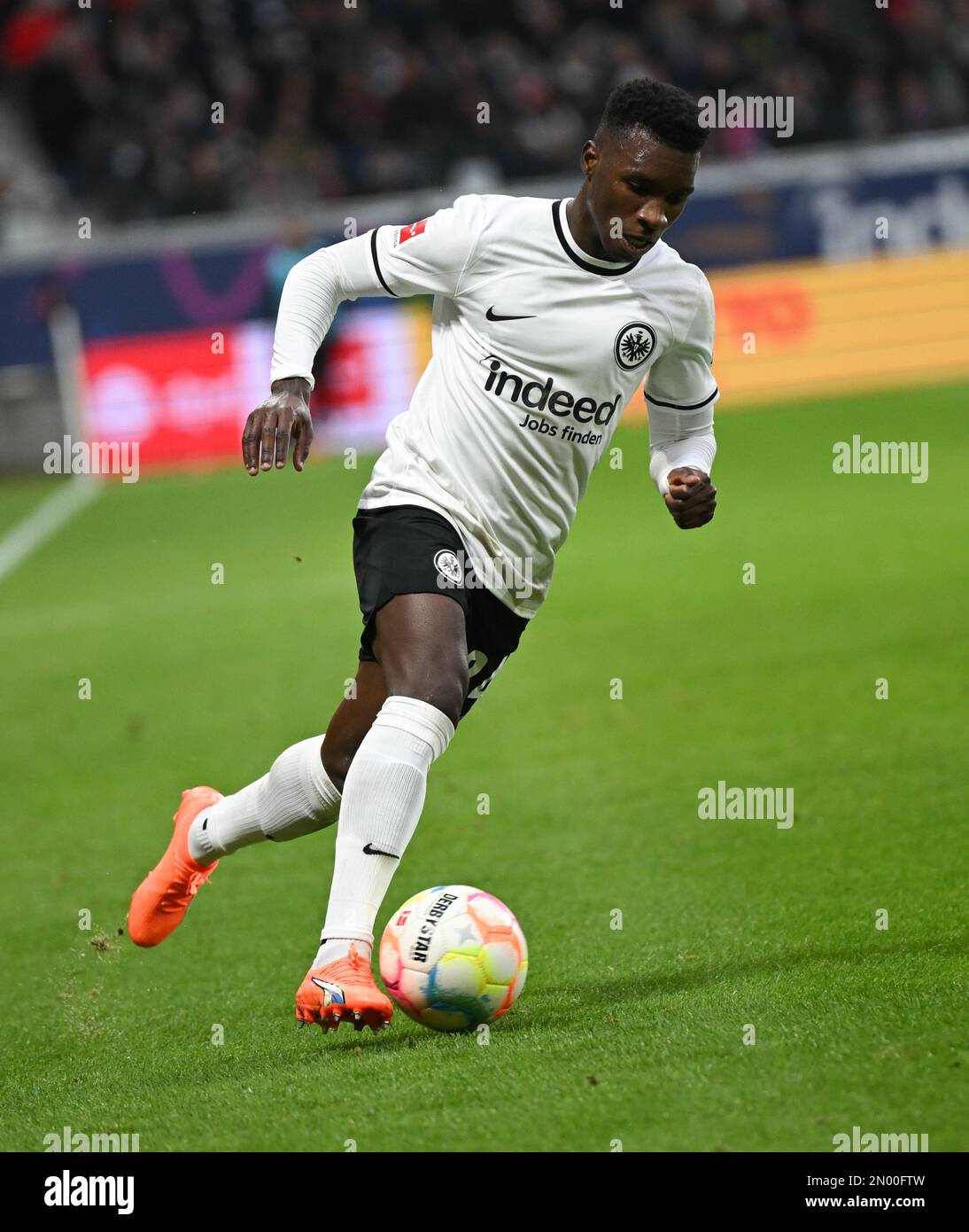 04 February 2023, Hesse, Frankfurt/Main: Soccer: Bundesliga, Eintracht Frankfurt - Hertha BSC, Matchday 19 at Deutsche Bank Park. Frankfurt's Randal Kolo Muani in action. Photo: Arne Dedert/dpa - IMPORTANT NOTE: In accordance with the requirements of the DFL Deutsche Fußball Liga and the DFB Deutscher Fußball-Bund, it is prohibited to use or have used photographs taken in the stadium and/or of the match in the form of sequence pictures and/or video-like photo series. Stock Photo