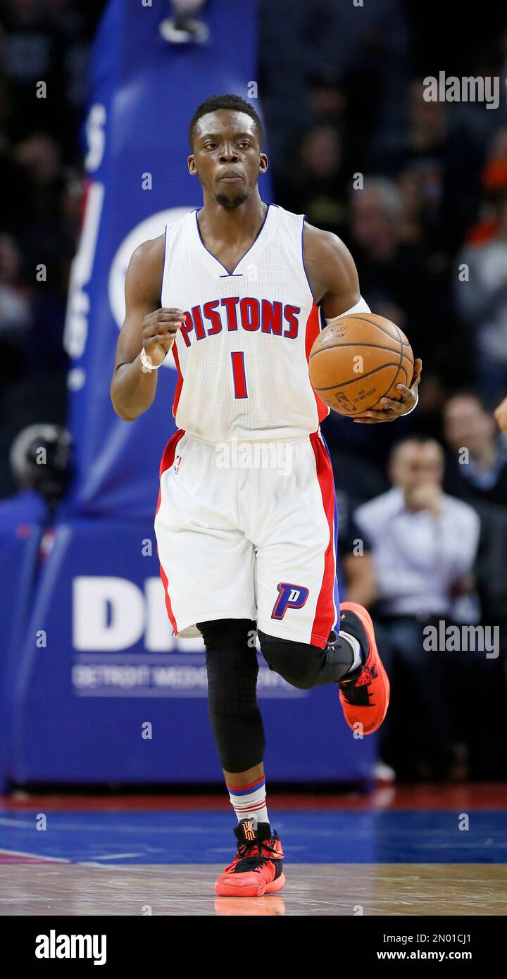 reggie jackson basketball shoes