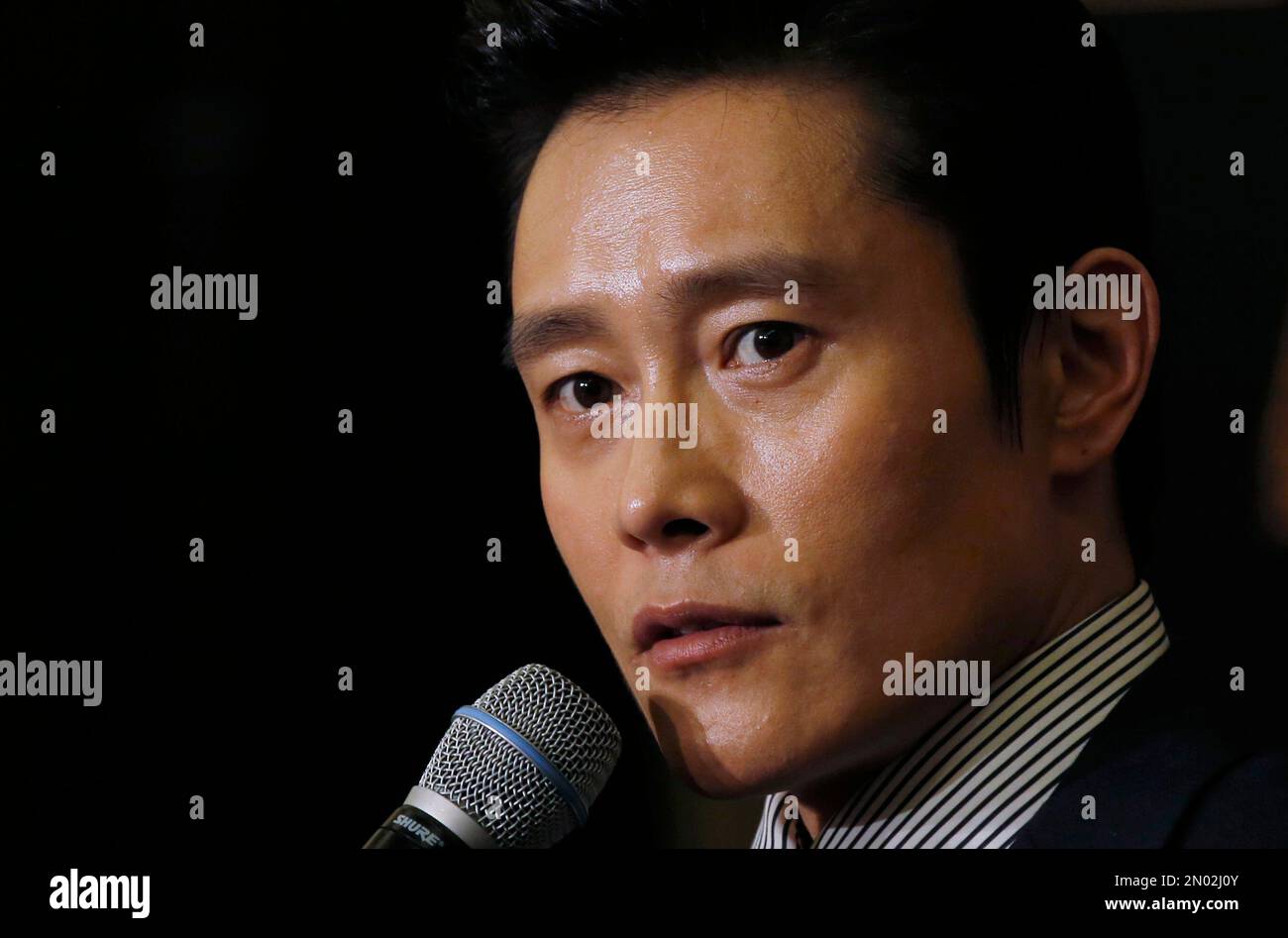 South Korean actor Lee Byung-hun speaks during a news conference of the  Asian Film Awards in Macau, Thursday, March 17, 2016. (AP Photo/Kin Cheung  Stock Photo - Alamy