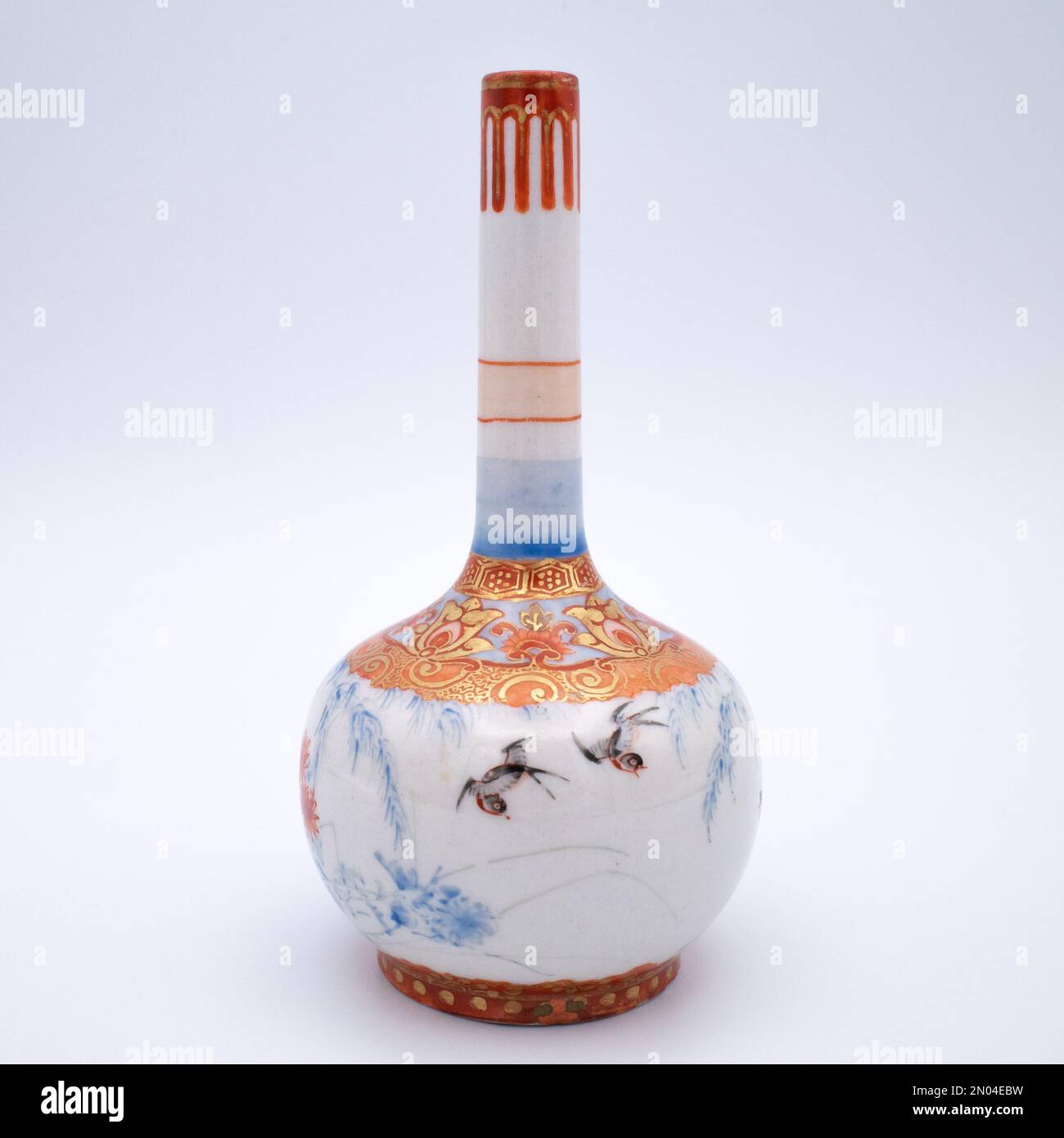 Antique Japanese Miniature Kutani Porcelain Bud Vase With Birds. Signed 九谷製 Stock Photo