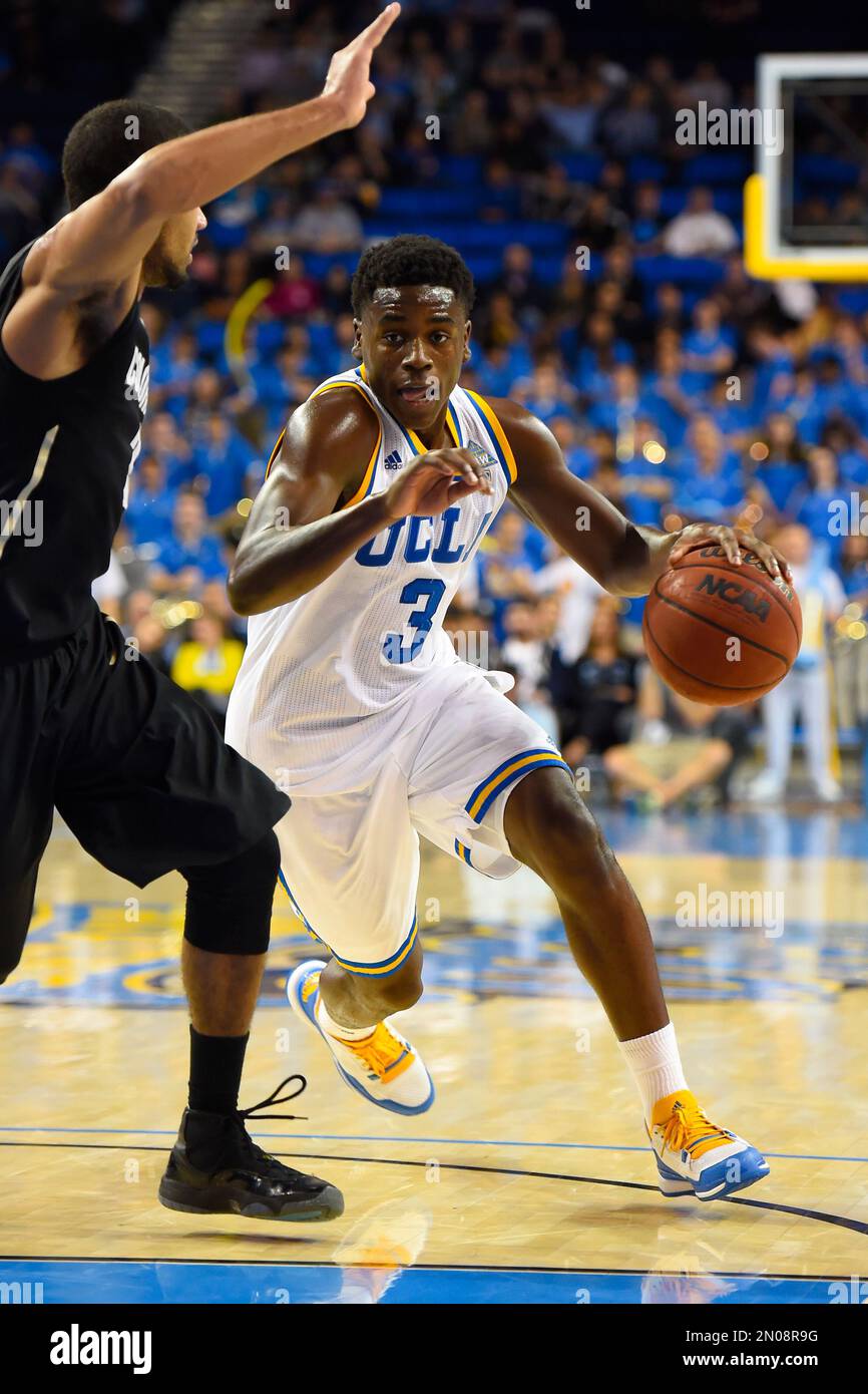 UCLA guard Aaron Holiday (3) drives on Colorado guard Xavier Talton