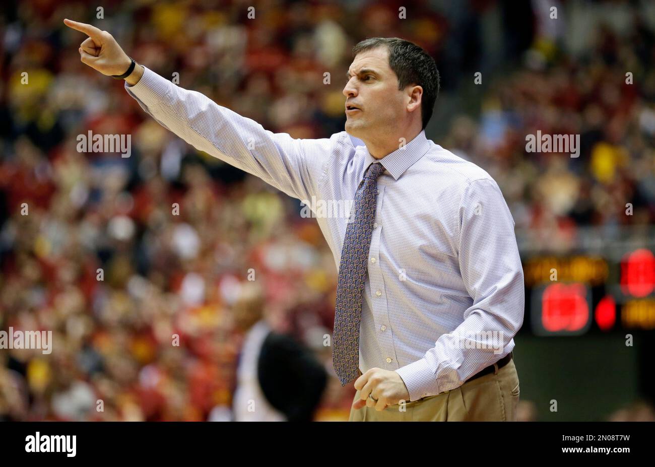 Iowa State head coach Steve Prohm directs his team during the second ...