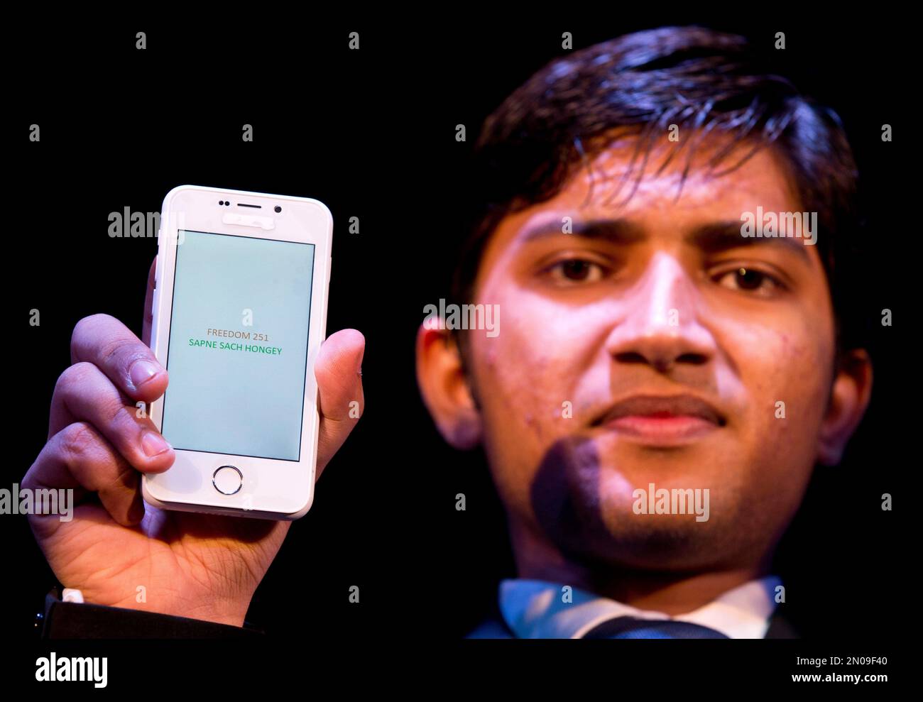 Freedom 251 smartphone: The first look says it all | Mint